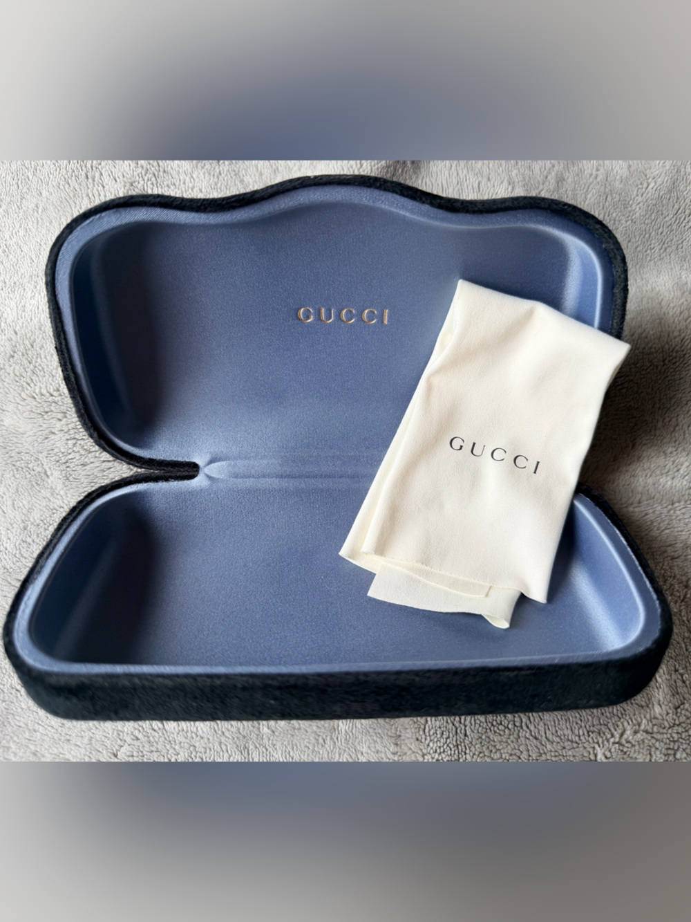 Gucci Sunglasses Hard Cases & Pouch - Navy & Burgundy- DUO - Picture 4 of 14